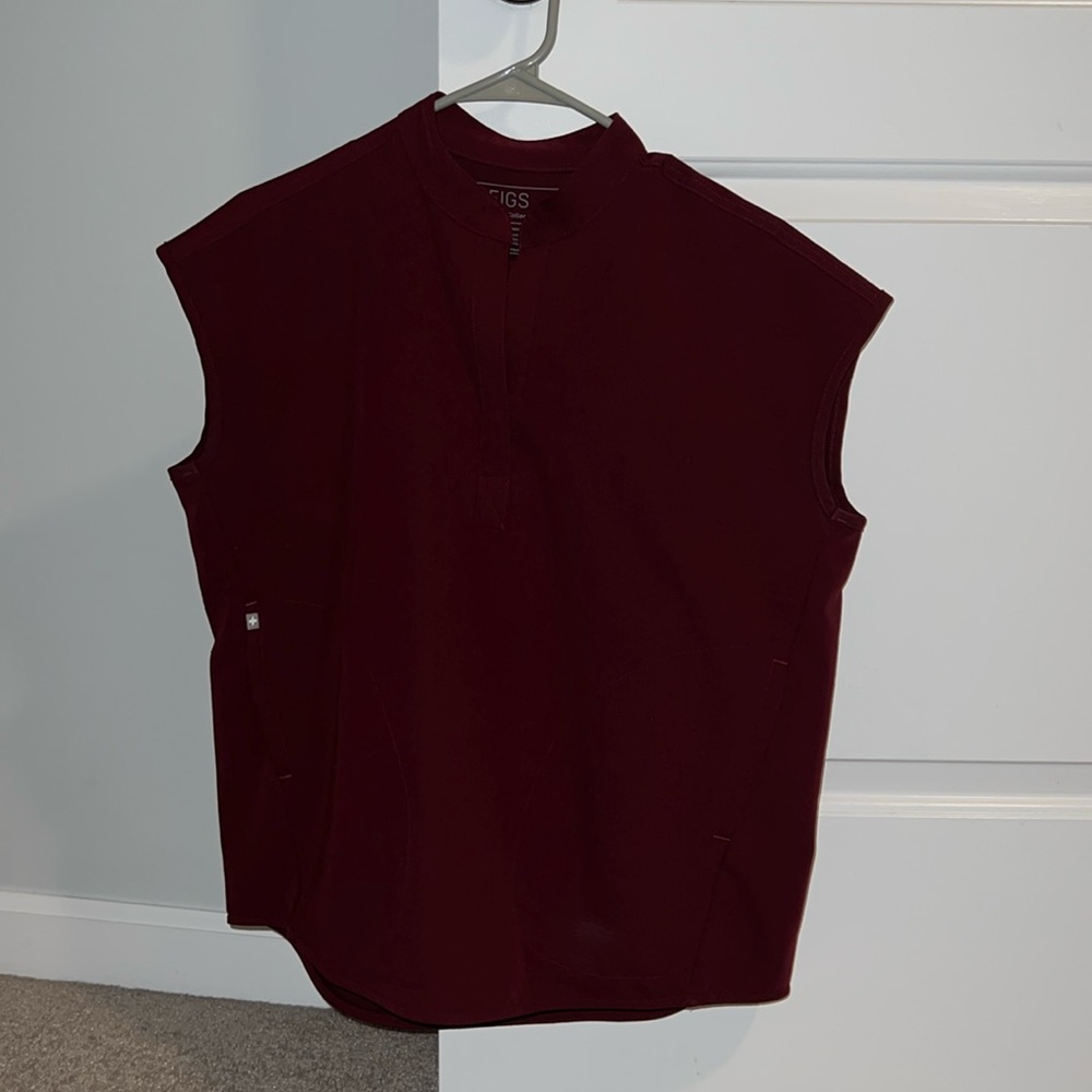 Figs Rafaela Oversized Scrub Top Burgandy